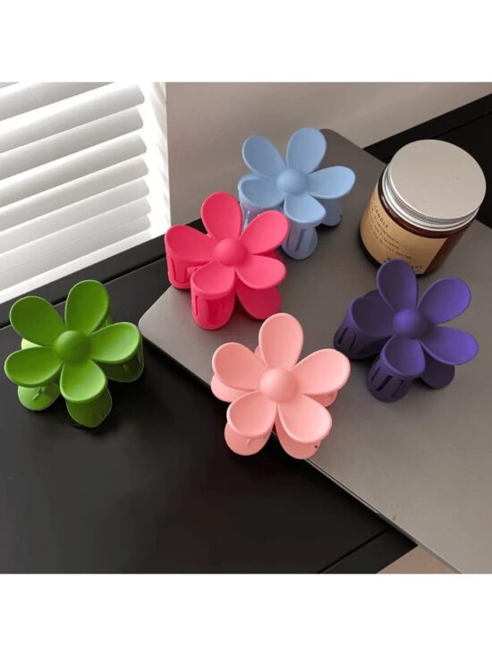 Gancho con diseño de flor