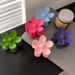 Gancho con diseño de flor